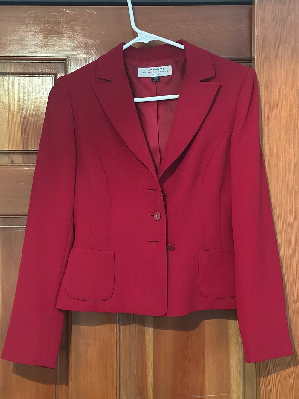 Tahari ASL Women's Crimson Notch-Lapel Blazer